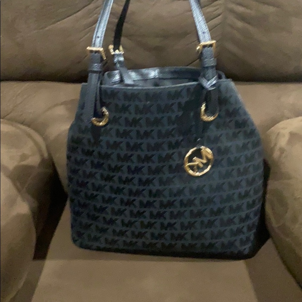 Michael Kors traveling bag